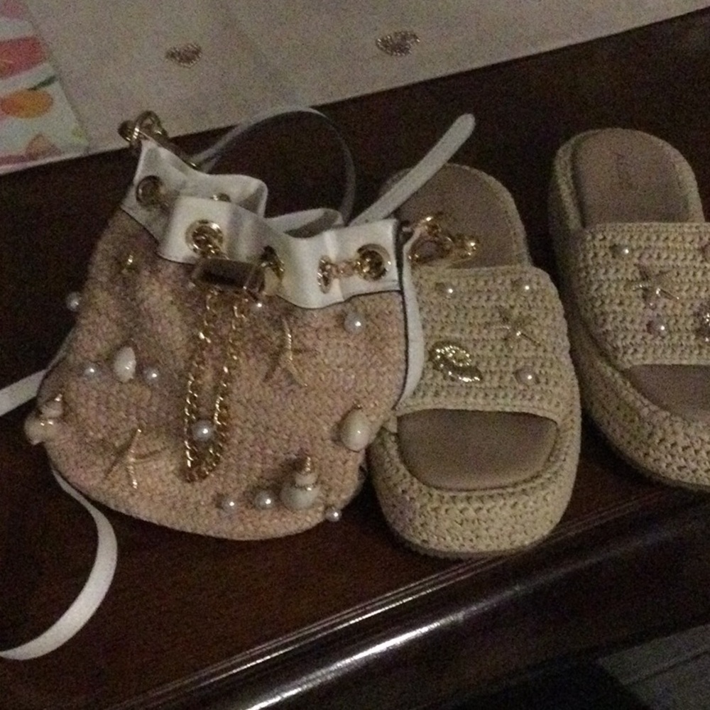 Aldo sandals raffia with pearls used 2 times perfect condition ready for summer